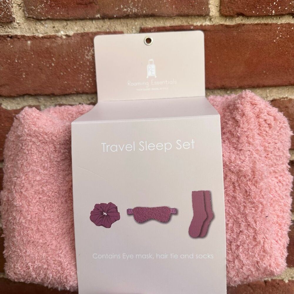 Roaming Essentials Travel Sleep Set Eye Mask Socks scruncie Pink OS NEW